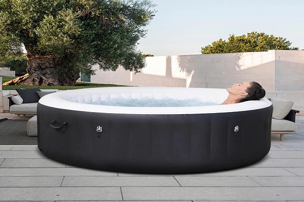 Una guía para usar una bañera de spa inflable