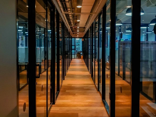 Película de ventana comercial