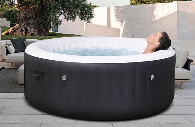 ¿Cuáles son las características clave de nuestra bañera de spa inflable?